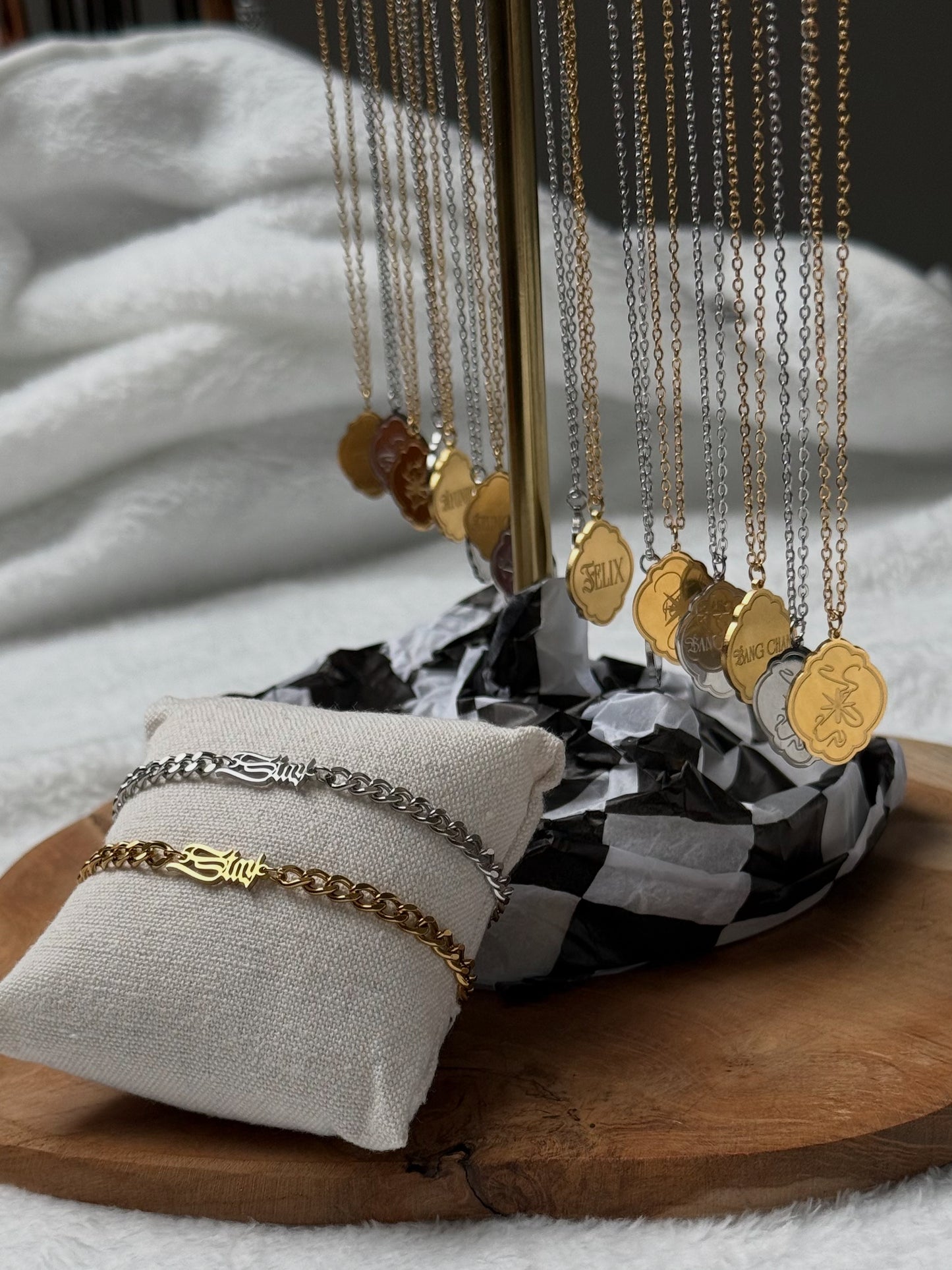 Skz star necklace